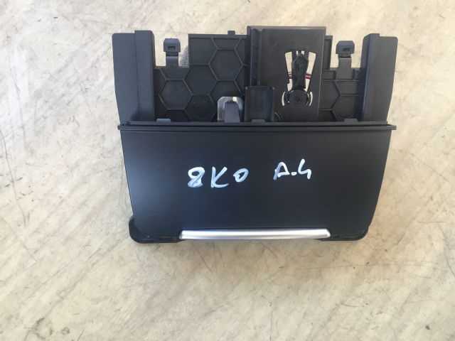 Audi A4 2009-2014 Çıkma Yedek  Kül Tablası